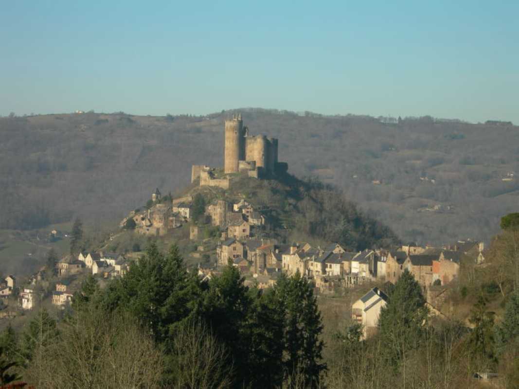 2 Najac